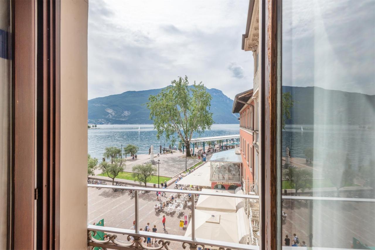 Casa La Torre, The View On The Lake Riva del Garda Ngoại thất bức ảnh