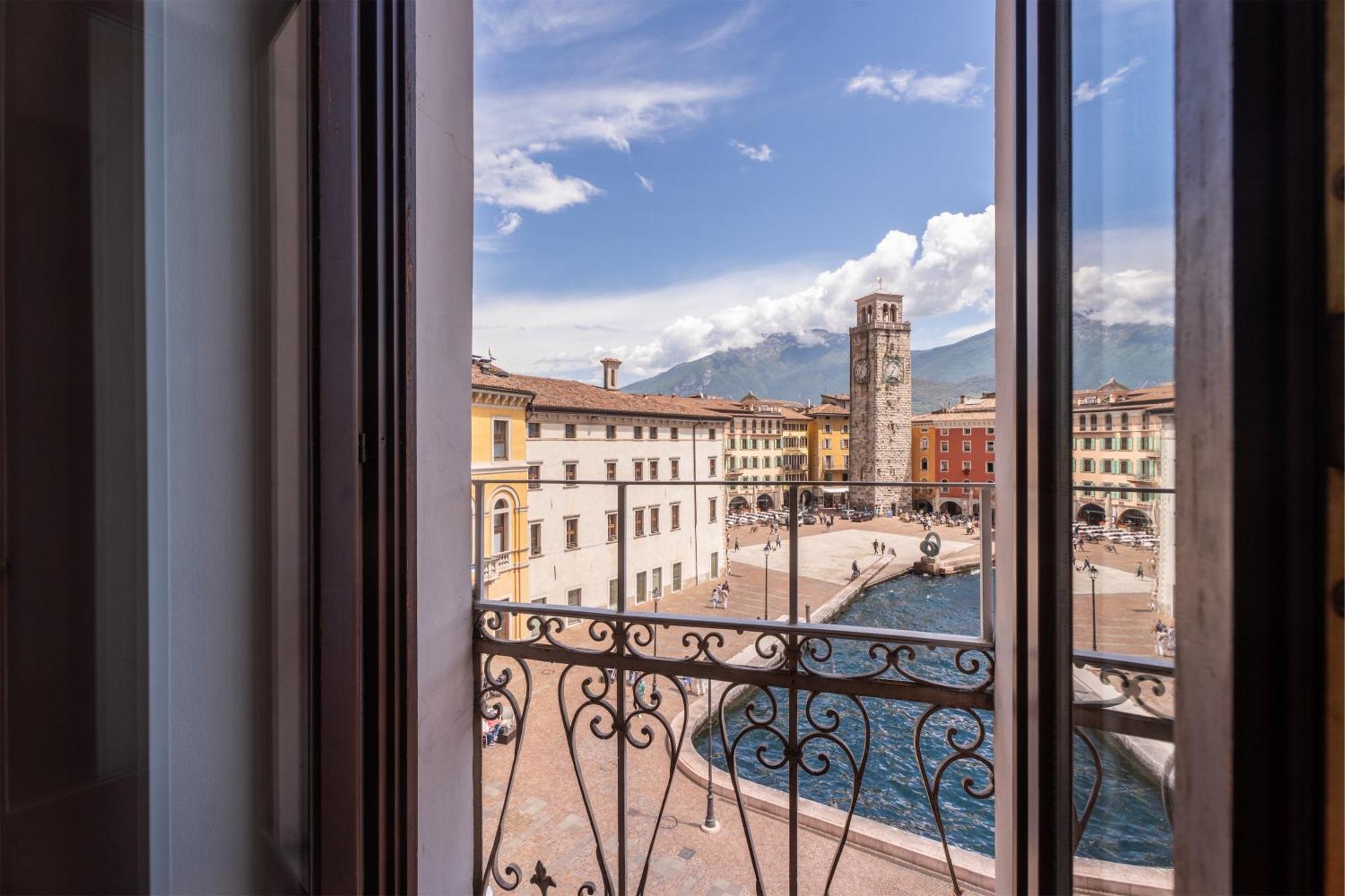 Casa La Torre, The View On The Lake Riva del Garda Ngoại thất bức ảnh